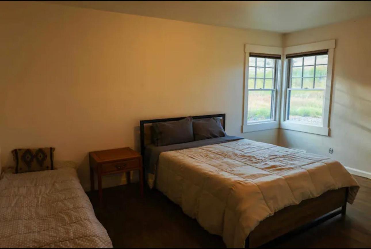Sportsman Lodge Melrose Mt Butte ภายนอก รูปภาพ