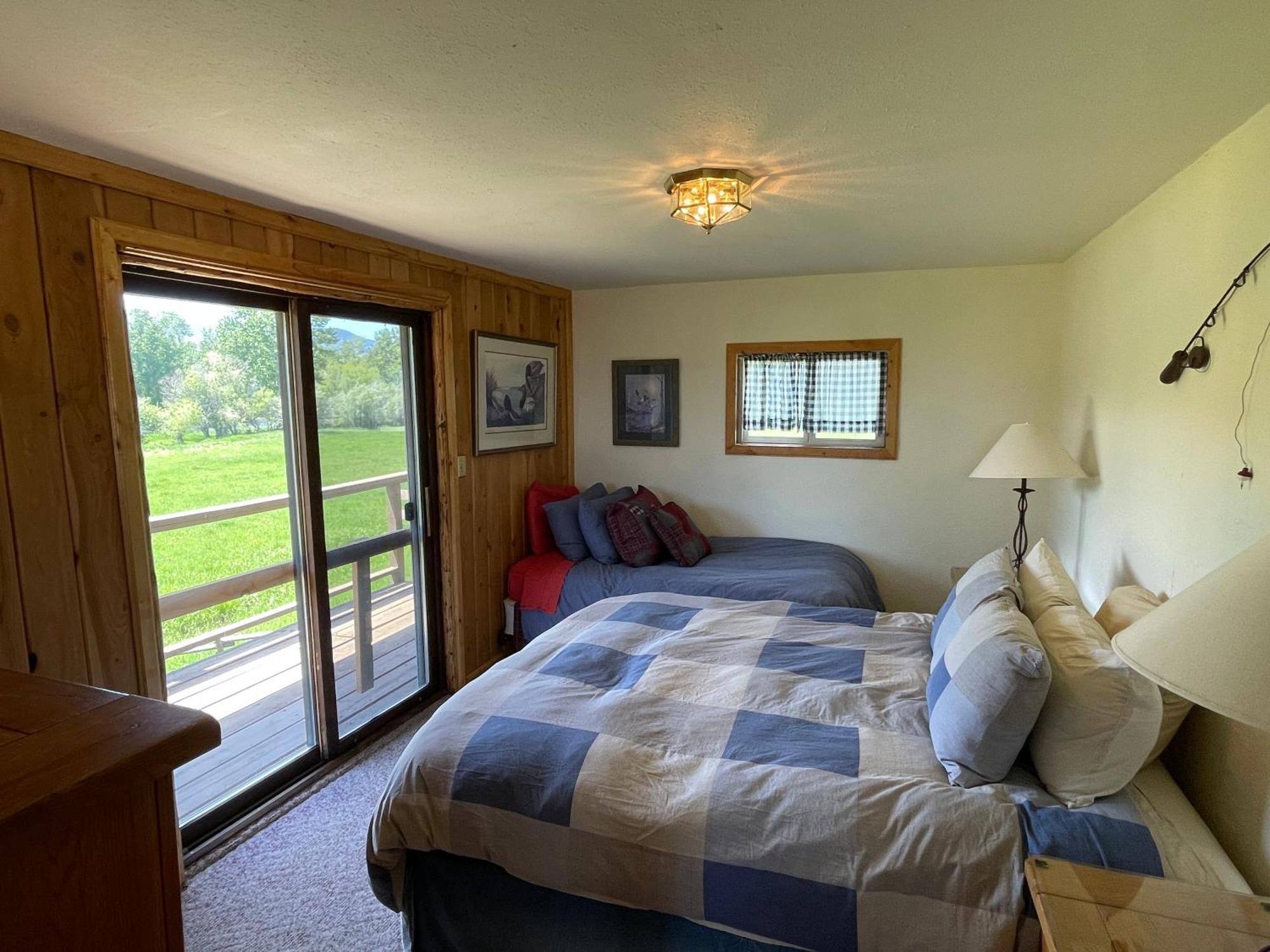 Sportsman Lodge Melrose Mt Butte ภายนอก รูปภาพ