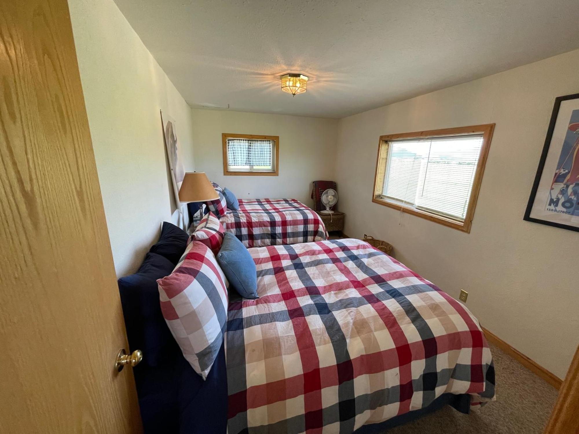 Sportsman Lodge Melrose Mt Butte ภายนอก รูปภาพ