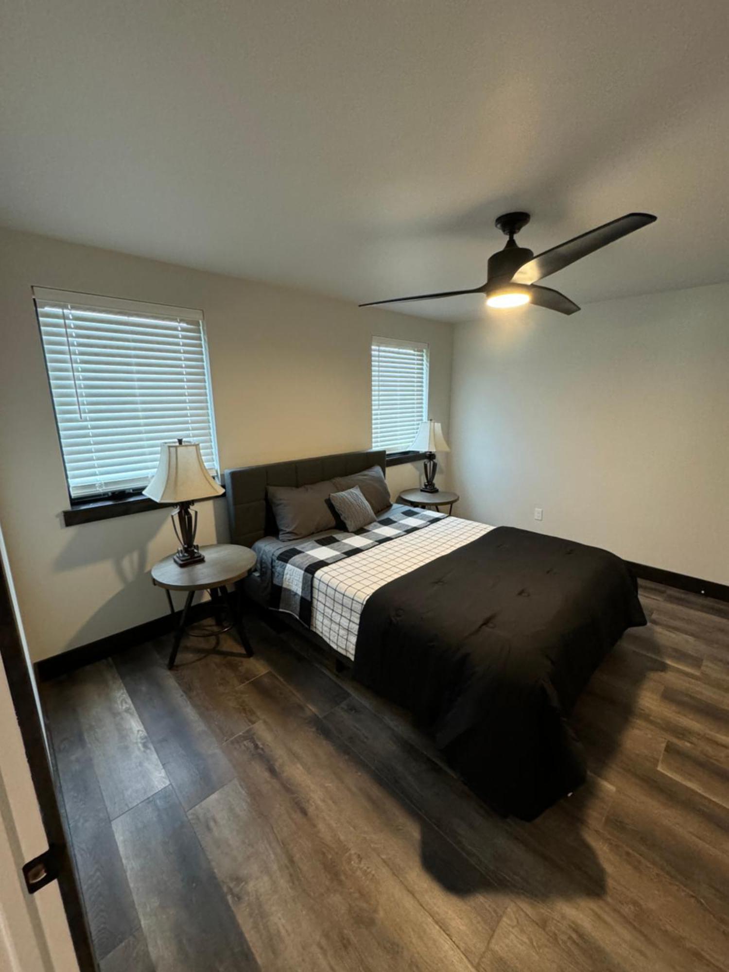 Sportsman Lodge Melrose Mt Butte ภายนอก รูปภาพ